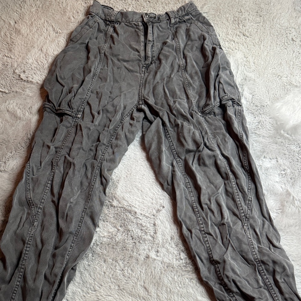 Urban Outfitters Gray Ankle Pants